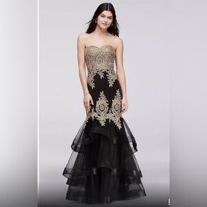 David’s Bridal x Night Studios black and gold appliqué prom dress, size 4
